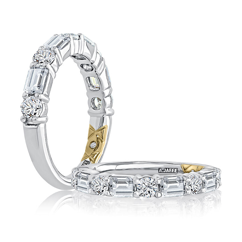 Halfway Alternating Emerald and Round Diamond Band