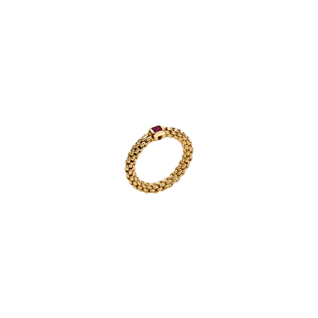 18k Yellow Gold Ruby Ring